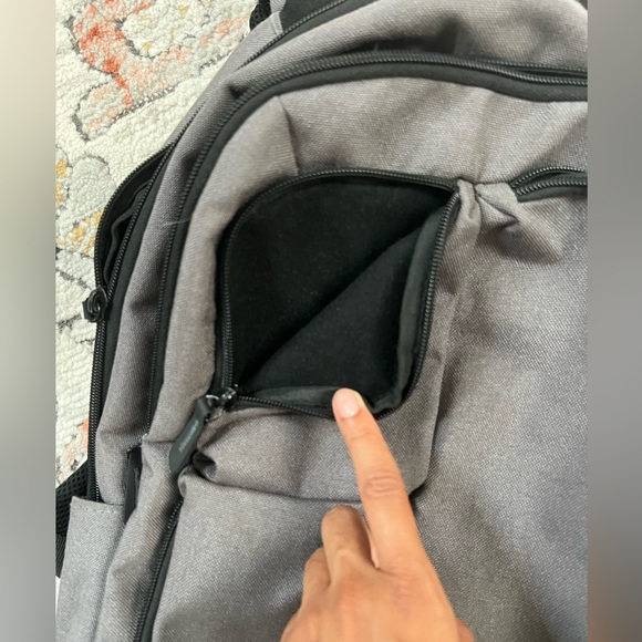 Targus Backpack - Picture 6 of 13